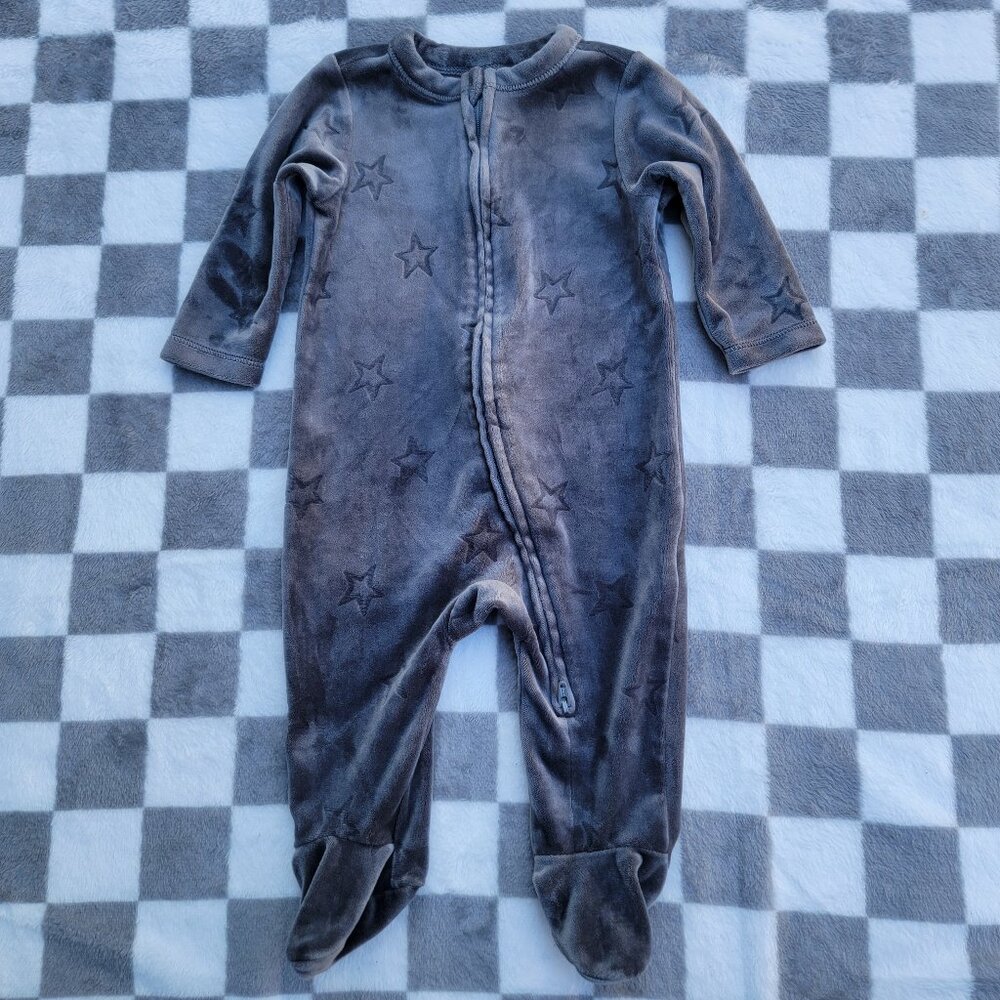 Old Navy Grey Velour Star Print Footie Zip Romper Size 3-6m